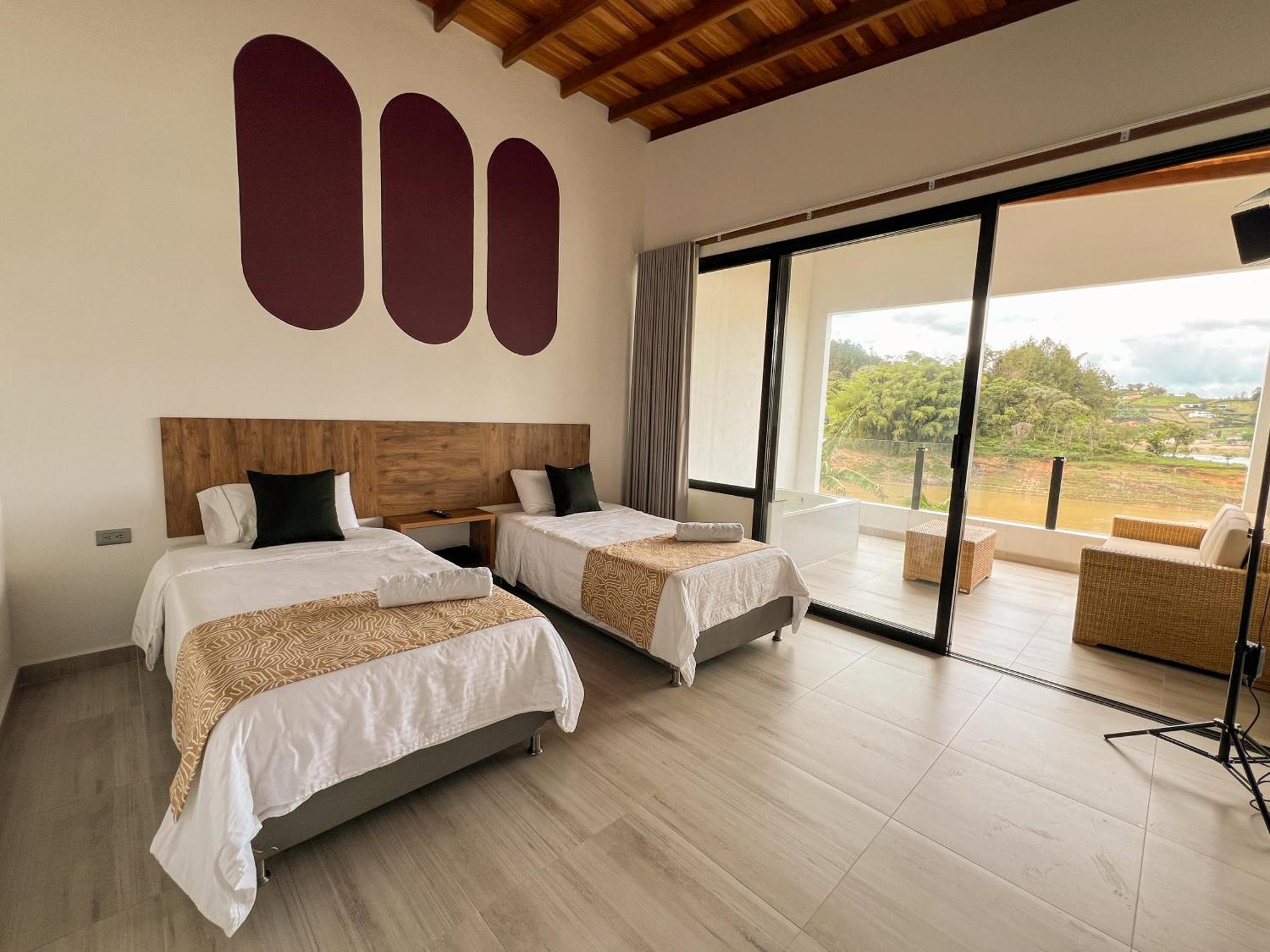 Viajero Guatape Hostel & Lake Club Kültér fotó