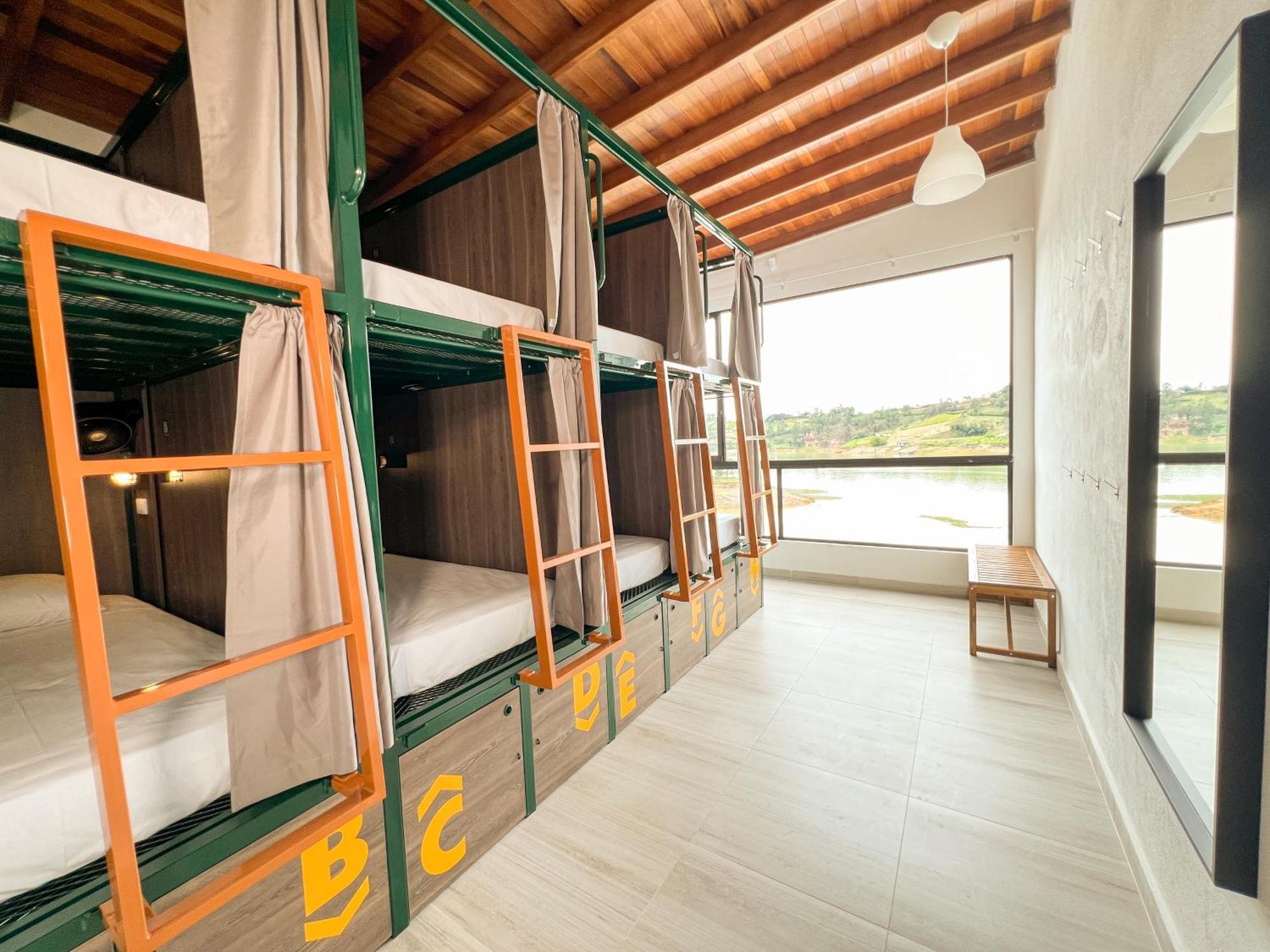 Viajero Guatape Hostel & Lake Club Kültér fotó