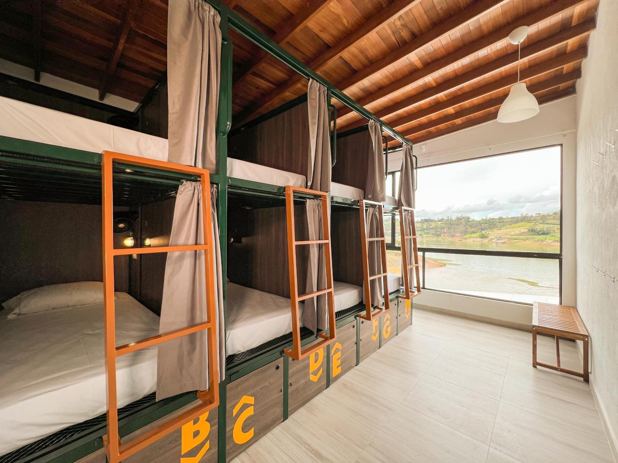 Viajero Guatape Hostel & Lake Club Kültér fotó